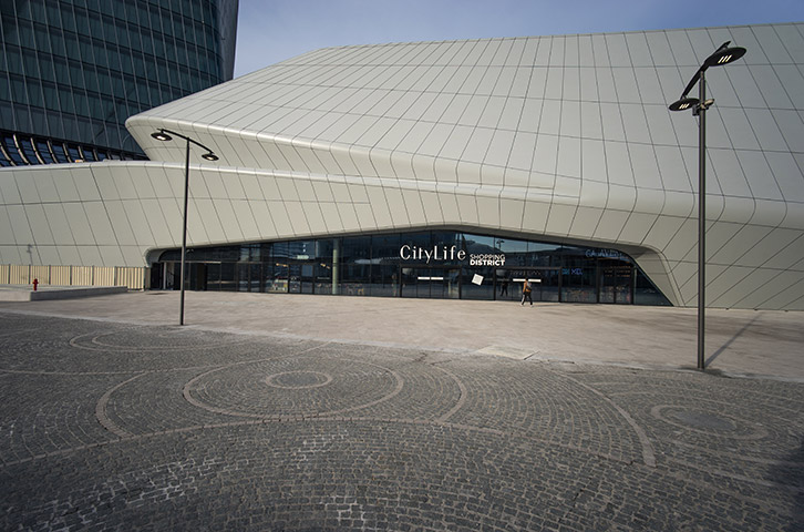 cmb-podium-gallery-news-01
