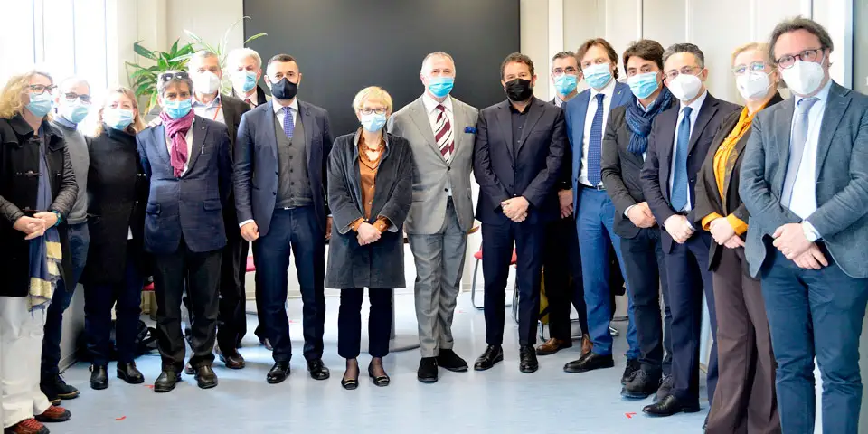 cmb-ospedali-pisa-cisanello-hospital-firma-contratto